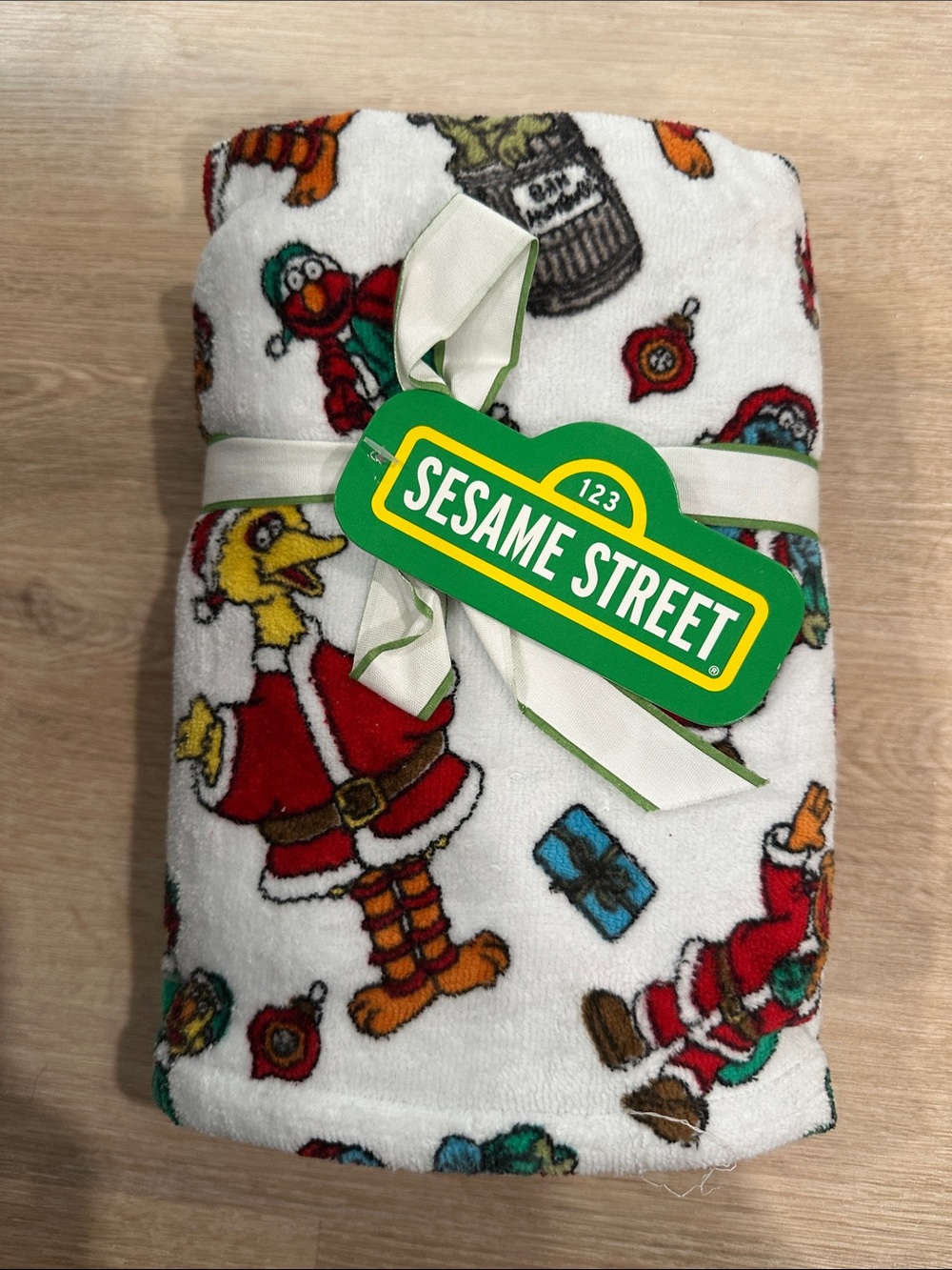NEW Sesame Street Cookie Monster Elmo Santa Christmas Hand Towel set holiday